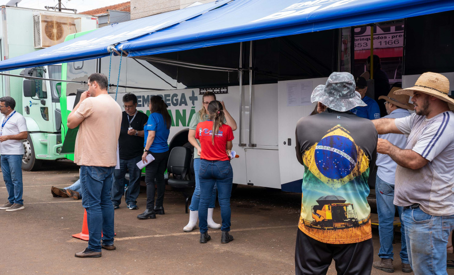 Estado intensifica atendimento a empresas e trabalhadores de Rio Bonito do Iguaçu