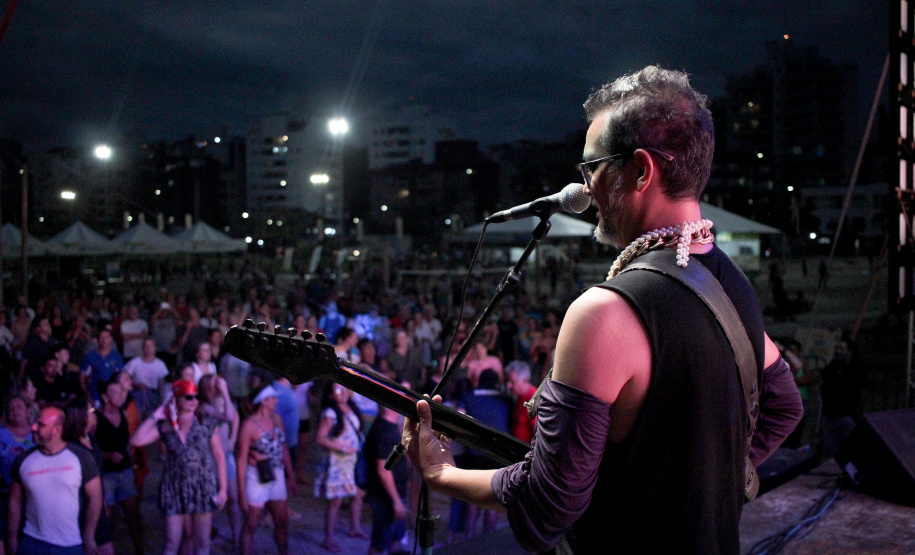 Governo do Paraná lança edital para artistas paranaenses se apresentarem no Verão Maior Paraná 2026