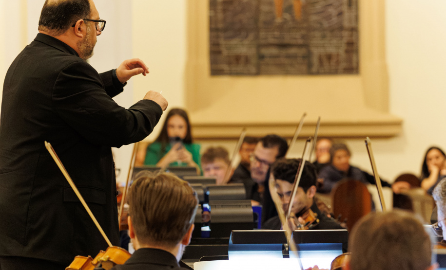 Lapa lota concerto gratuito da Orquestra Sinfônica do Paraná; próxima apresentação será em Campo Largo