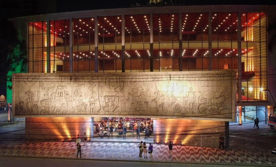 Teatro Guaíra é o vencedor em premiação nacional como melhor teatro do Brasil