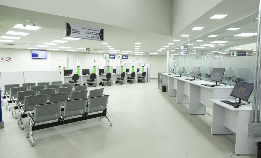 Ratinho Junior inaugura Poupatempo de Maringá; unidades já fizeram 45 mil atendimentos