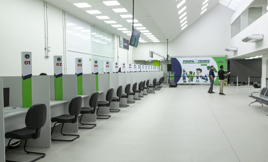 Ratinho Junior inaugura Poupatempo de Maringá; unidades já fizeram 45 mil atendimentos