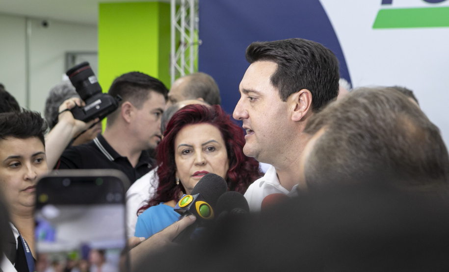 Ratinho Junior inaugura Poupatempo de Maringá; unidades já fizeram 45 mil atendimentos