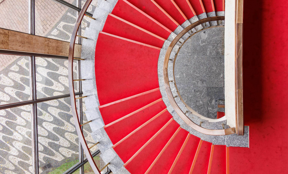 Teatro Guaíra é o vencedor em premiação nacional como melhor teatro do Brasil