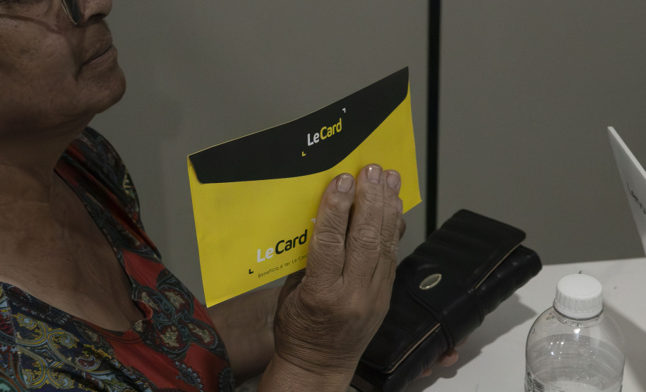 Estado entrega primeiros cartões de até R$ 50 mil para reconstrução de casas em Rio Bonito do Iguaçu