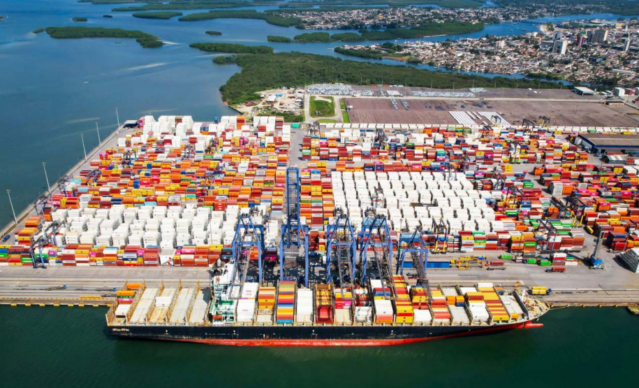 Investimento bilionário ampliará capacidade do Terminal de Contêineres de Paranaguá