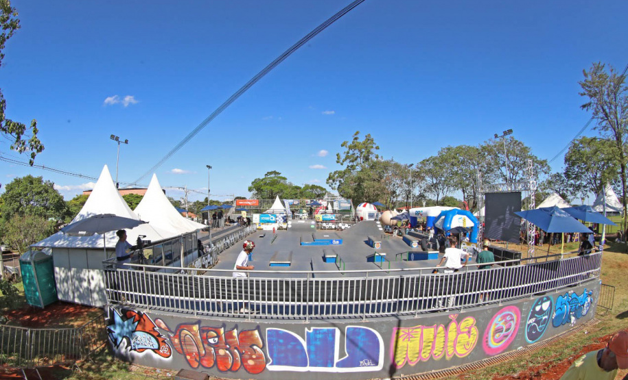 Paraná investe R$ 1,1 bilhão em obras de esporte e lazer com recursos da pasta de Cidades