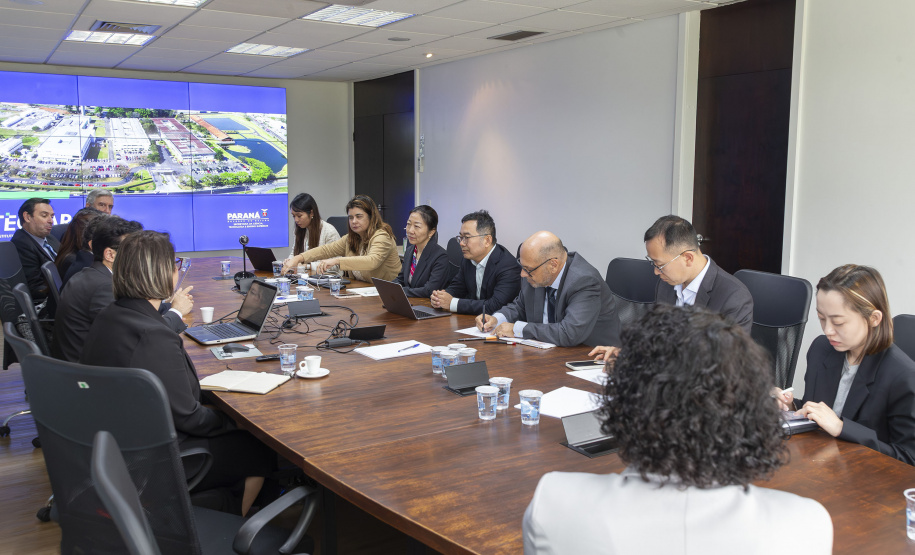 Tecpar e Sinovac iniciam trabalhos para produção de vacinas no Paraná