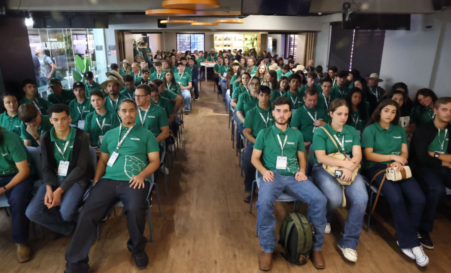 Imersão e troca de experiências: vencedores dos Ideathons de 2025 são premiados com viagem a Curitiba