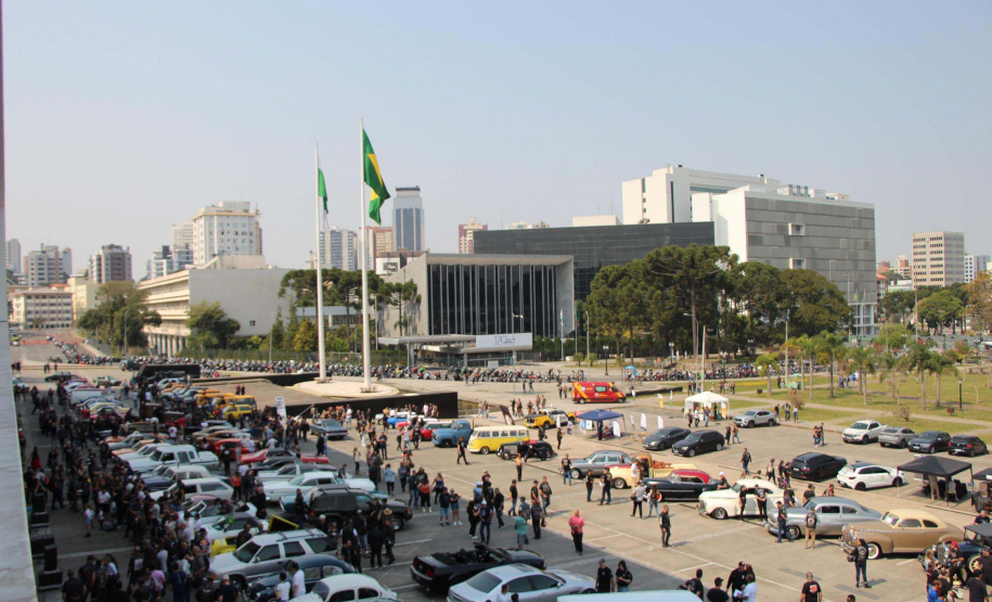 Passeio motociclístico marca celebrações dos 171 anos da PMPR