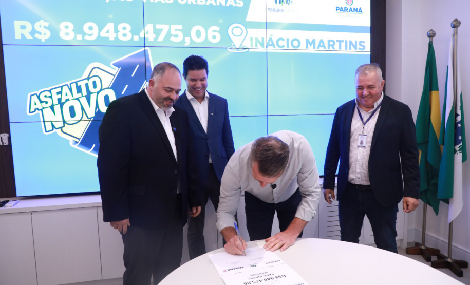 Secid autoriza R$ 198 milhões em licitações para obras em 17 municípios do Paraná