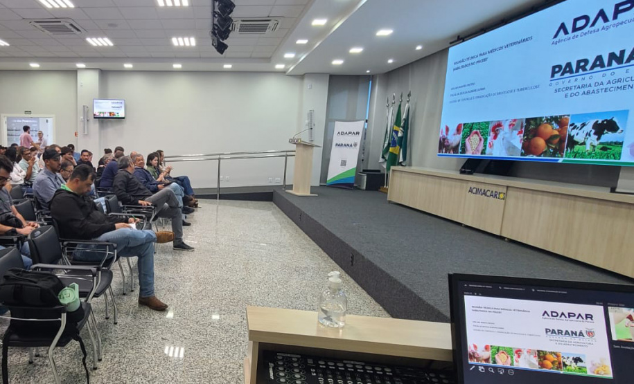 ADAPAR - Paraná promove atualização técnica para médicos veterinários habilitados em diversas regiões do Paraná
