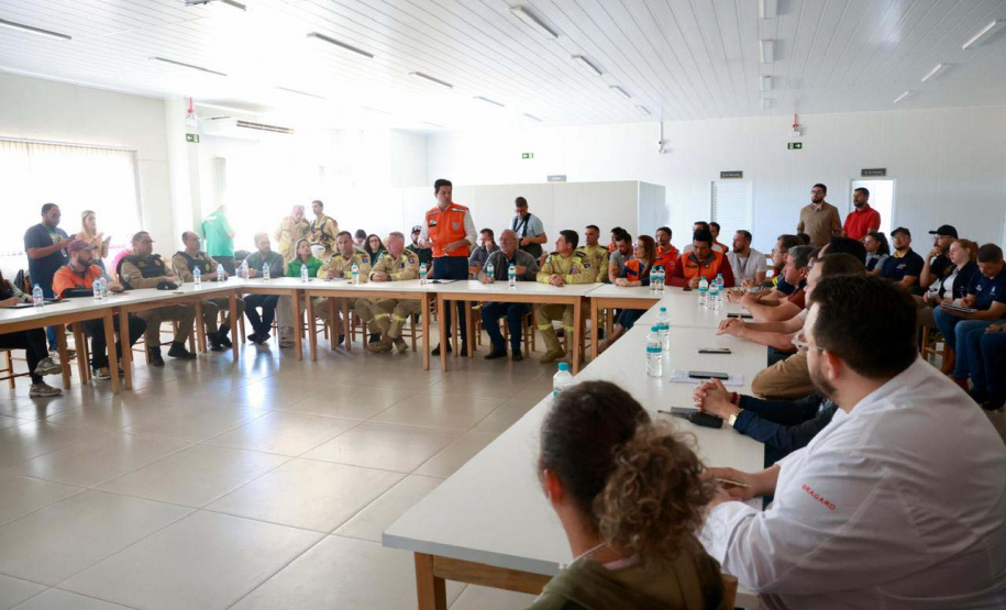 Governo do Estado define próximas ações para reconstrução de Rio Bonito do Iguaçu