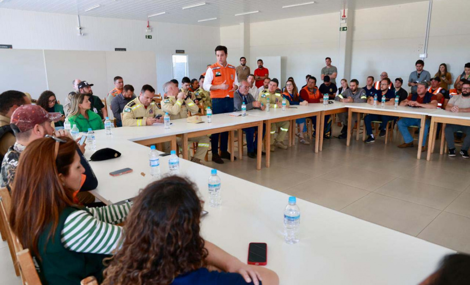 Governo do Estado define próximas ações para reconstrução de Rio Bonito do Iguaçu