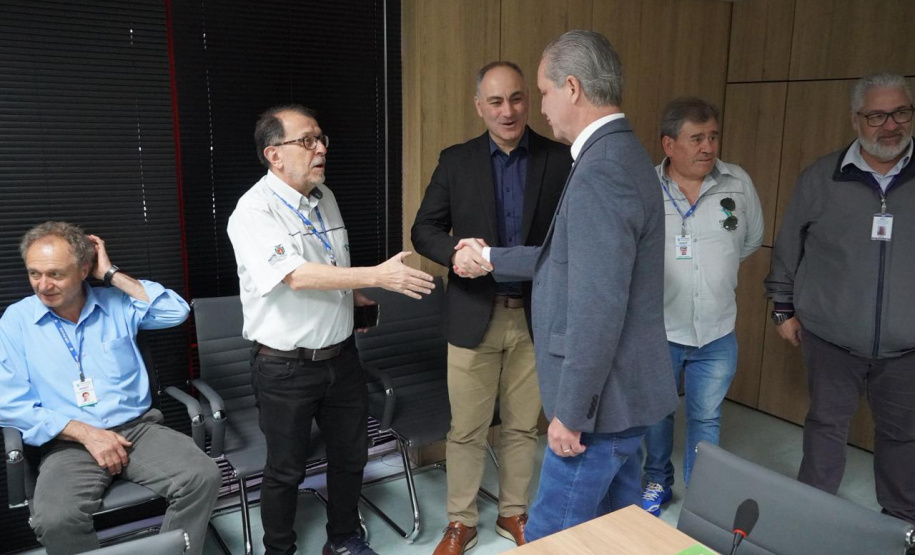 SEPL - Governo do Paraná instalará usinas de geração de energia solar para promover sustentabilidade e reduzir custos públicos