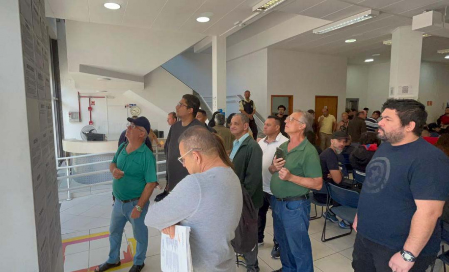 Mutirão de Empregos reúne mais de 20 empresas e oferece mais de mil vagas em Curitiba