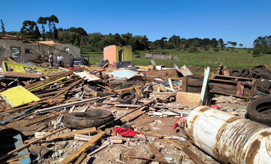 De Turvo a Centenário do Sul, Defesa Civil atua para reparar danos em demais municípios atingidos pelos ventos