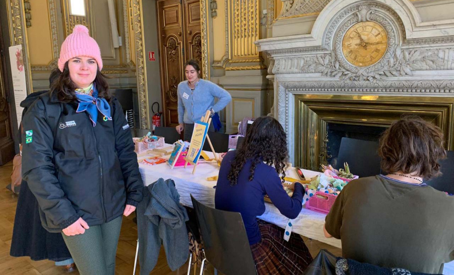 Sericicultoras do Paraná são destaque em três dias de imersão na Feira Silk in Lyon, na França
