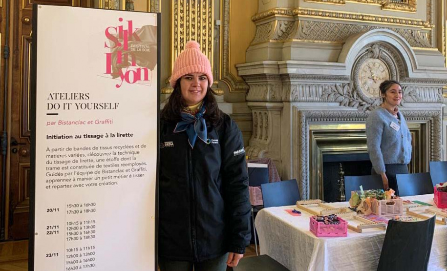 Sericicultoras do Paraná são destaque em três dias de imersão na Feira Silk in Lyon, na França