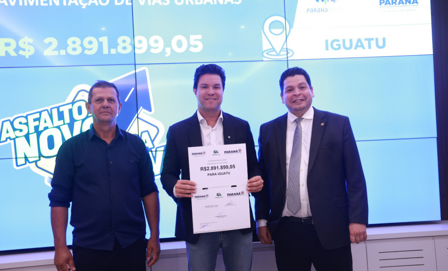 Governo autoriza mais R$ 145 milhões para pavimentações em todas as regiões do Estado