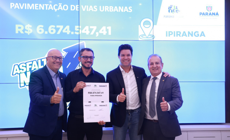 Governo autoriza mais R$ 145 milhões para pavimentações em todas as regiões do Estado
