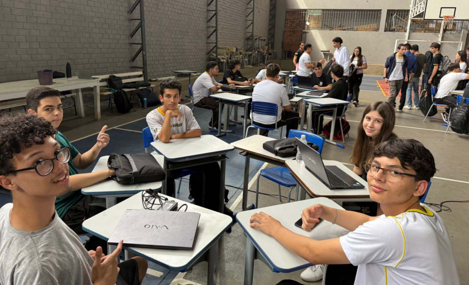 Autonomia e bem-estar: estudantes de curso técnico em Maringá criam aplicativos com foco em melhorar a vida de idosos