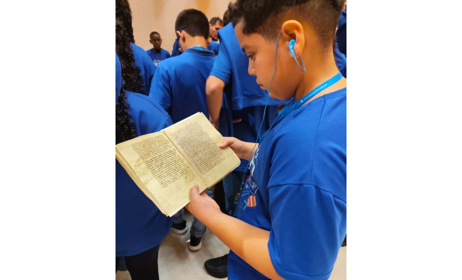 Estudantes de Paranaguá vivenciam intercâmbio cultural em Portugal pelo projeto “Era Uma Vez… Brasil”