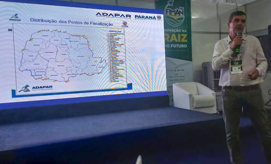 Adapar promove visitas em plantações e seminário sobre a vassoura-de-bruxa da mandioca durante Fiman 2025, em Paranavaí