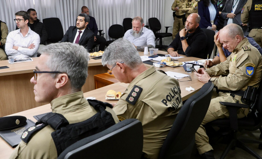 Análise criminal aponta queda em homicídios e roubos no Paraná e orienta novas ações de segurança no Estado