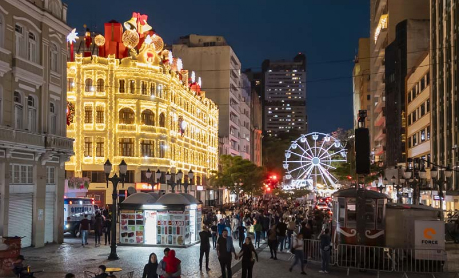 TV Paraná Turismo transmite o Natal do Palácio Avenida neste fim de semana