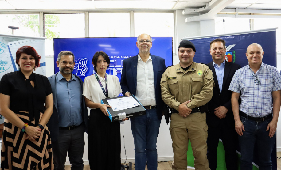 Alunos do Paraná recebem premiação da Olimpíada Nacional de Inteligência Artificial