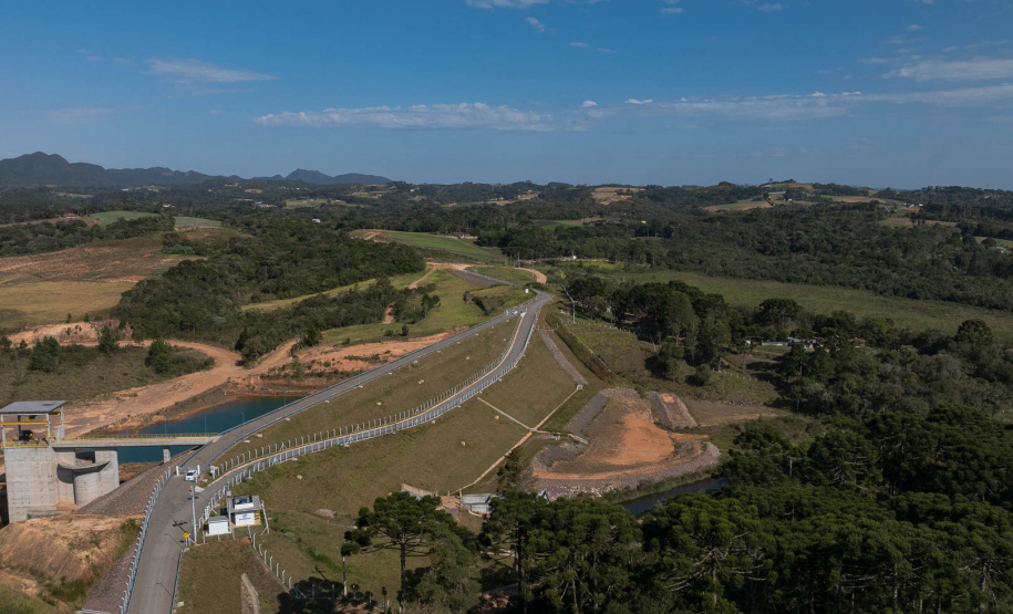 Após calor recorde, Sanepar conclui manobras para garantir abastecimento