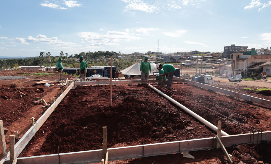 Estado começa a construir novas casas para as famílias mais afetadas pelo tornado em Rio Bonito do Iguaçu