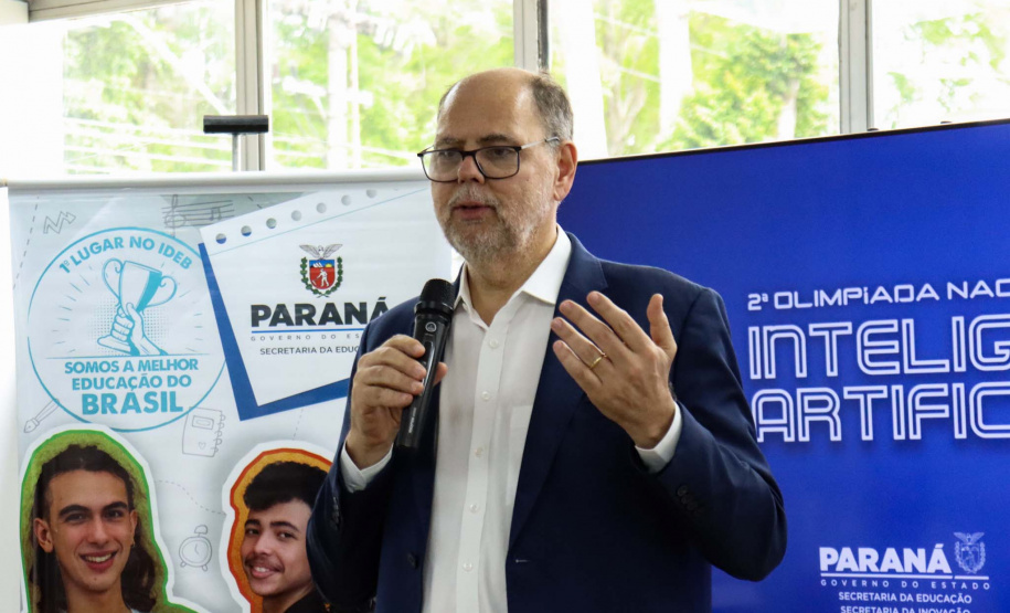 Alunos do Paraná recebem premiação da Olimpíada Nacional de Inteligência Artificial