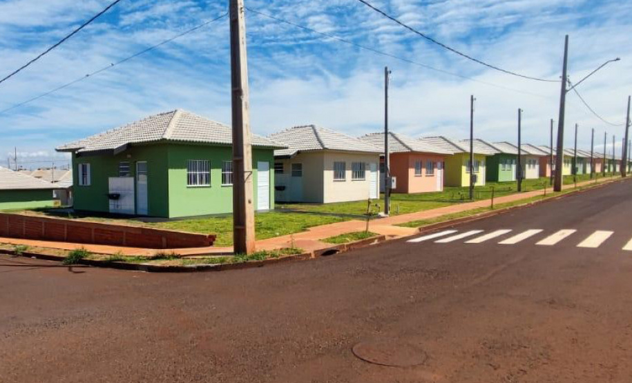 COHAPAR - Entrega Resid. Nelson de Vidis em Alvorada do Sul