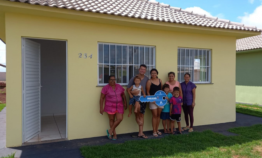 COHAPAR - Entrega Resid. Nelson de Vidis em Alvorada do Sul