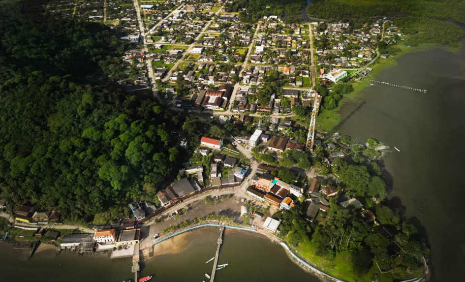 FUNDEPAR - No Litoral do Paraná, programa ‘Se Liga!’ aposta em aprendizagem conectada à realidade dos alunos