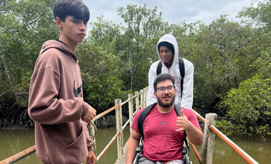 FUNDEPAR - No Litoral do Paraná, programa ‘Se Liga!’ aposta em aprendizagem conectada à realidade dos alunos