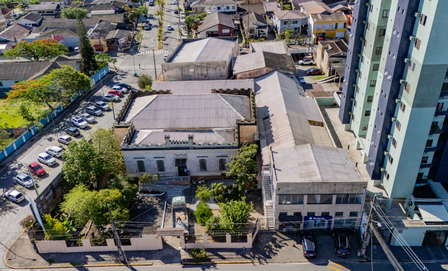 Corrida do Porto financia reforma completa do telhado do Asilo São Vicente, em Paranaguá