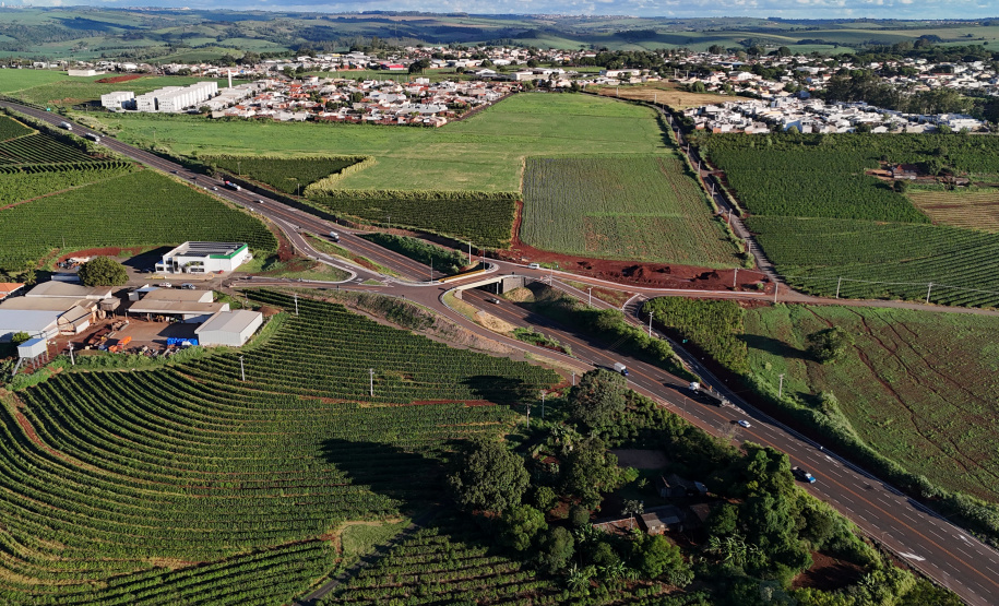 Corredor Norte-Noroeste: governador inaugura viaduto na PR-444, em Mandaguari