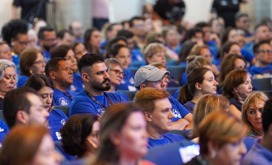 Educação apresenta resultados do segundo semestre e encerra 2025 com expansão de programas, valorização docente e modernização das escolas