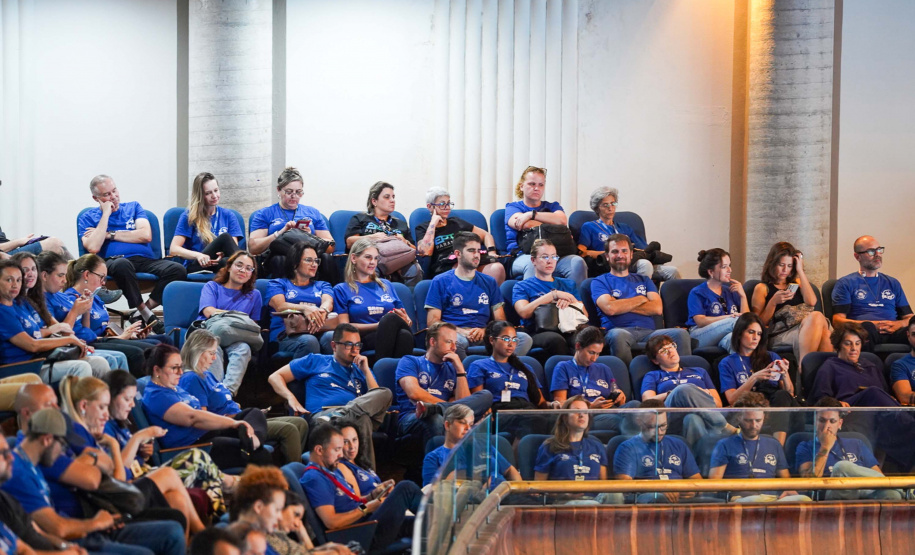 Educação apresenta resultados do segundo semestre e encerra 2025 com expansão de programas, valorização docente e modernização das escolas