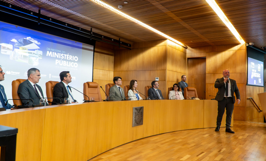 Governador - Ministério Público