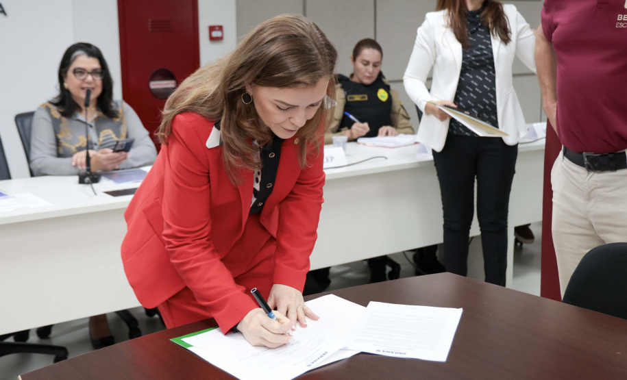 Paraná lança projeto de acolhimento familiar para mulheres em situação de violência