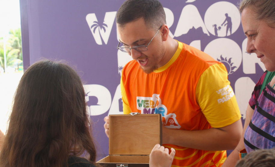 Universidades ampliam presença no Verão Maior Paraná com ações educativas no Litoral