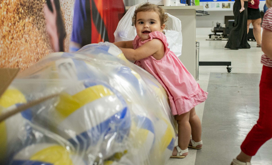 Natal Solidário: Papai Noel recebe crianças até quinta-feira no Palácio Taguaré