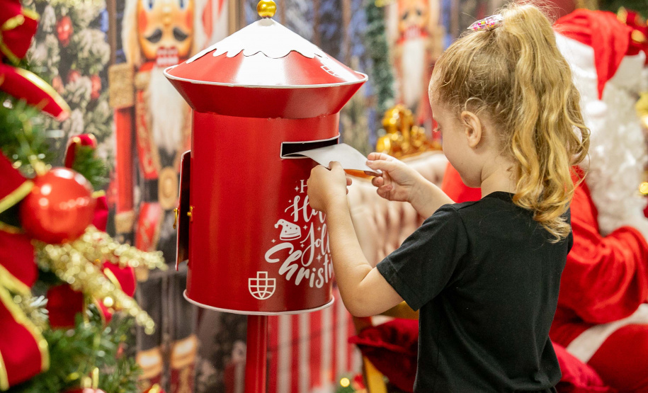 Natal Solidário: Papai Noel recebe crianças até quinta-feira no Palácio Taguaré