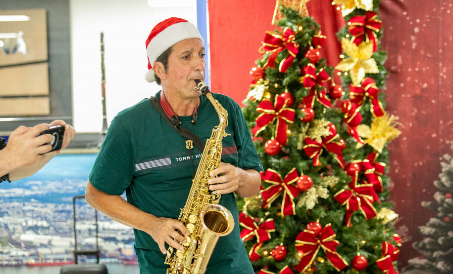 Natal Solidário: Papai Noel recebe crianças até quinta-feira no Palácio Taguaré
