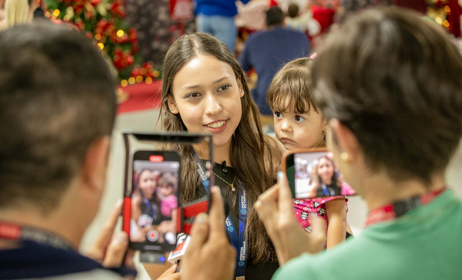 Natal Solidário: Papai Noel recebe crianças até quinta-feira no Palácio Taguaré