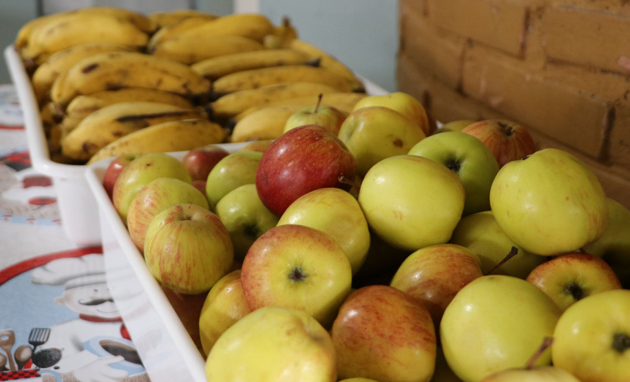 SEED - Orgânicos ganham espaço na alimentação escolar e chegam a 5 mil toneladas no Paraná